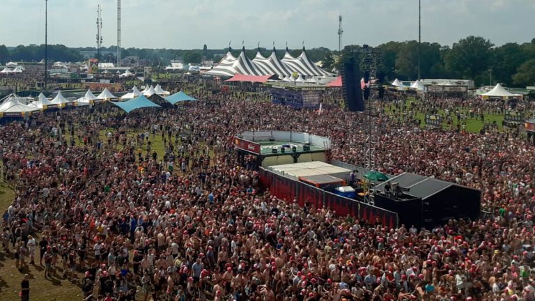 LICHTENVOORDE — Zwarte Cross blikt terug op drukke zaterdag vol cross en muziek