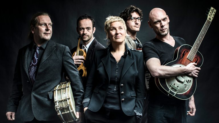 BREDEVOORT — Lucy Legeland brengt muziek en beeld samen in Koppelkerk