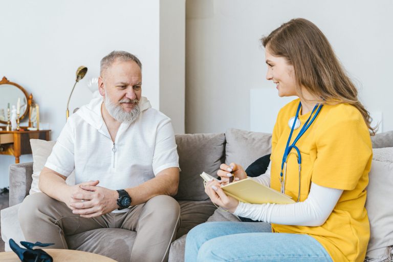 LANDELIJK — Petitie voor gratis gordelroosvaccin krijgt veel steun