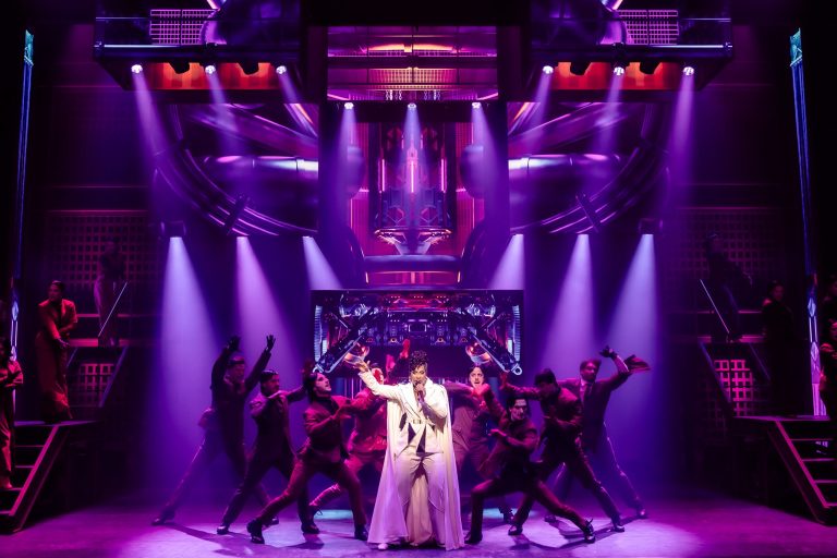 DOETINCHEM — Amphion verandert in rockarena met We Will Rock You