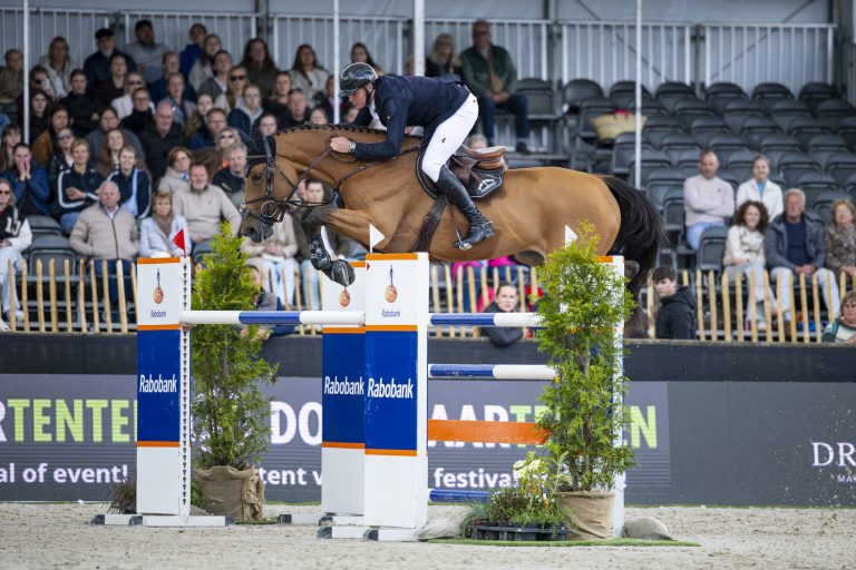 Amerikaanse Ansgar Holtgers Jr. wint Grote Prijs van Gelderland in Lichtenvoorde