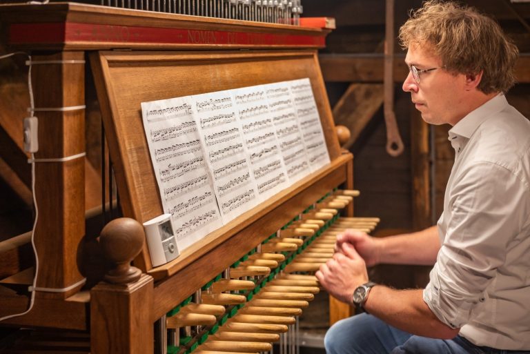 LOCHEM — Verzoekconcert op de beiaard in Gudulakerk