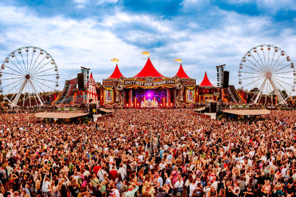 LICHTENVOORDE — Zwarte Cross 2026 trekt volle festivalweide met sterke sfeer