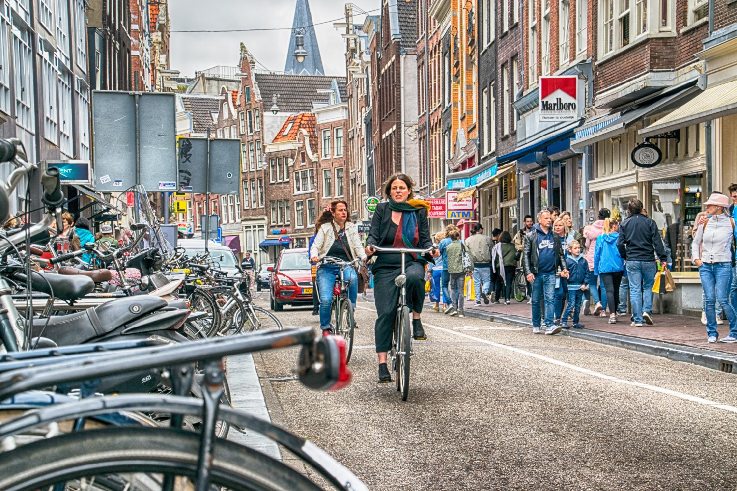 ACHTERHOEK — Winterswijk en Doetinchem hoog op lijst fietsongevallen