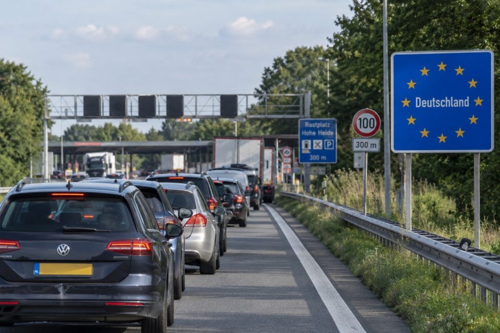 BEEK — Vaste Duitse grenscontrole op A12 bij Beek verdwijnt, flexibele controles in de plaats
