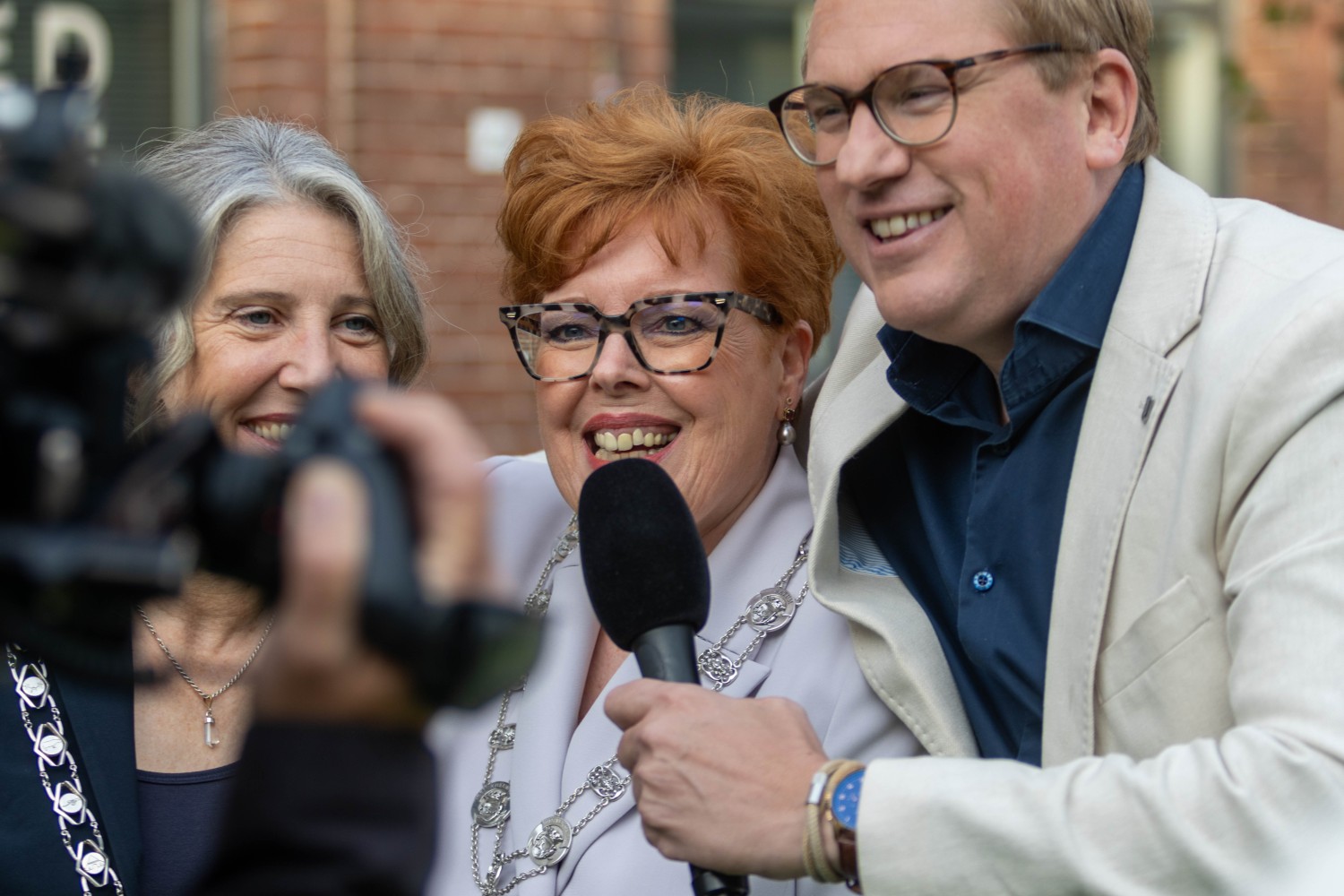 LICHTENVOORDE — Burgemeesters Oost Gelre en Winterswijk samen gastvrouwen van VNG-congres