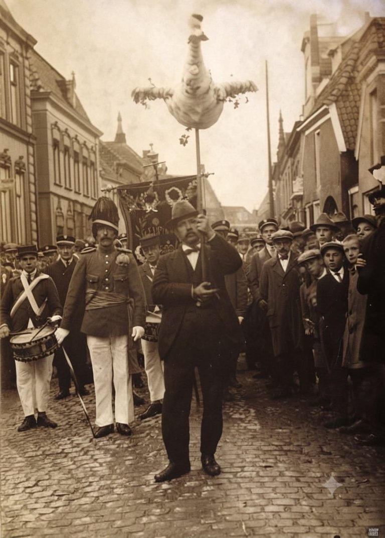 GROENLO — Tentoonstelling over 182 jaar kermisgeschiedenis in Groenlo