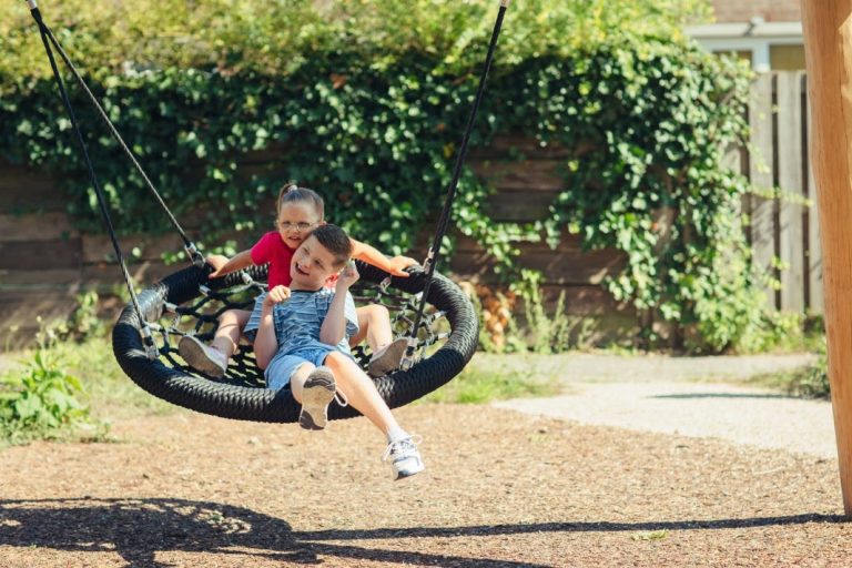 LANDELIJK — Ruim 40 procent van Nederlandse gemeenten heeft geen inclusieve speelplek voor kinderen met en zonder handicap