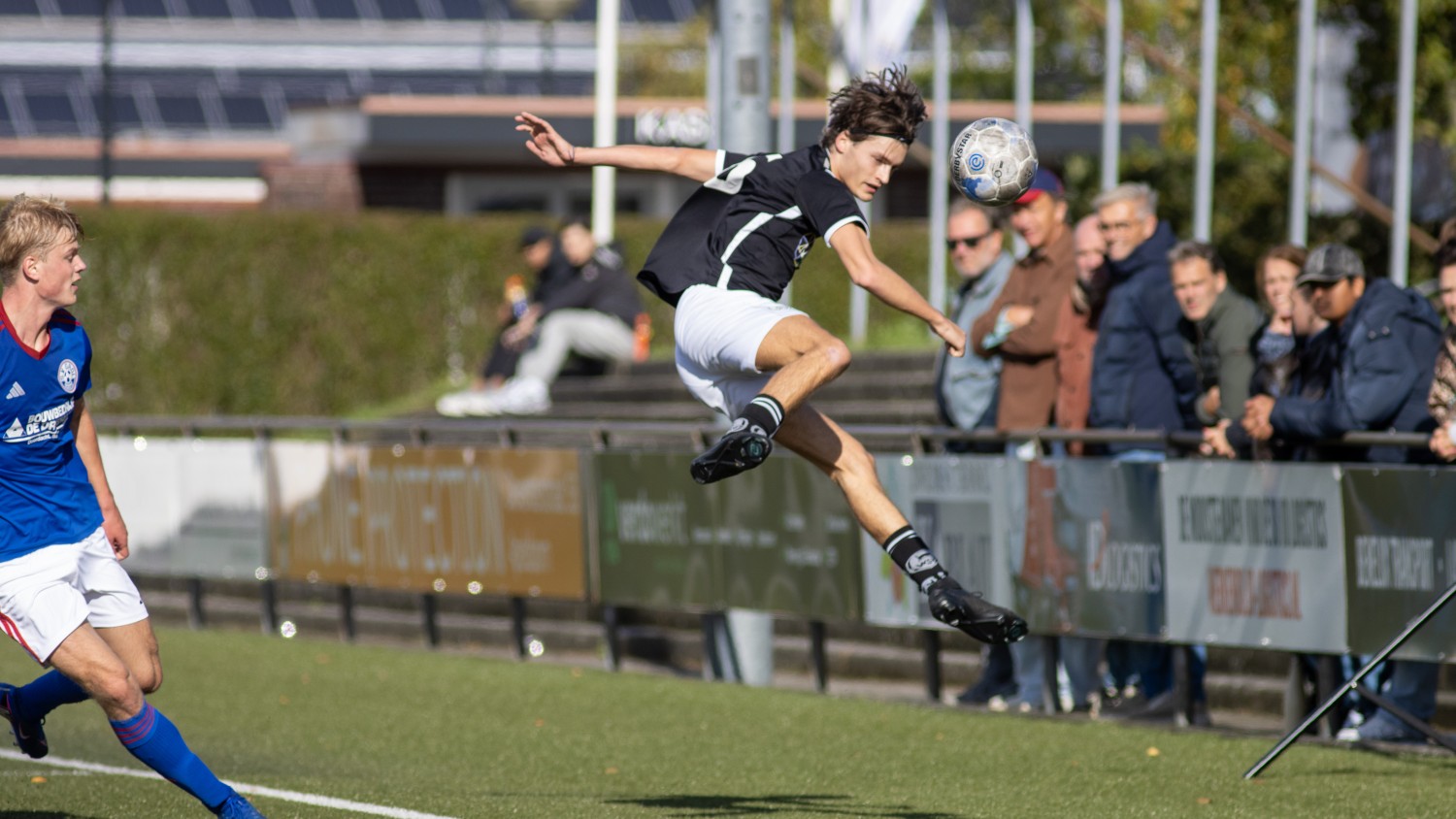 REGIO — FC Eibergen en SC Meddo boeken ruime overwinningen, eerste elftallen Winterswijk en Trias verliezen