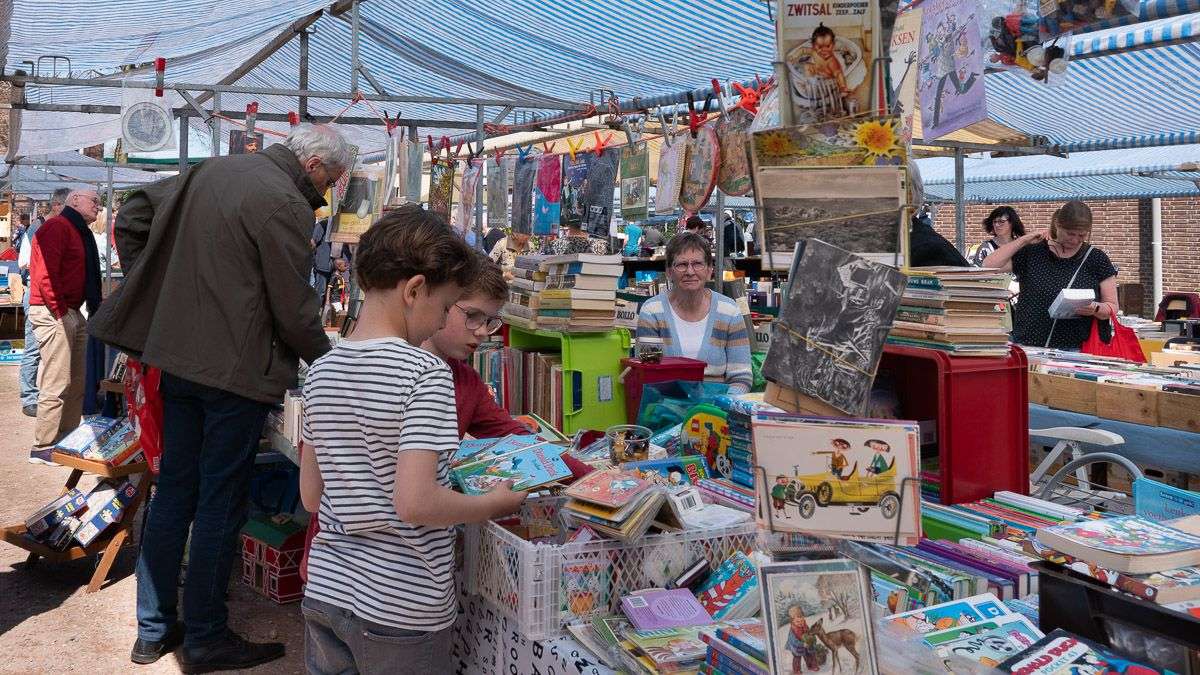 Boekenmarkt_koppelkerk_18042022-52