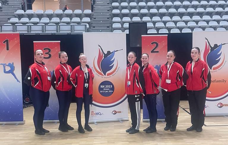 Majorettes op het NK in Almere 2024